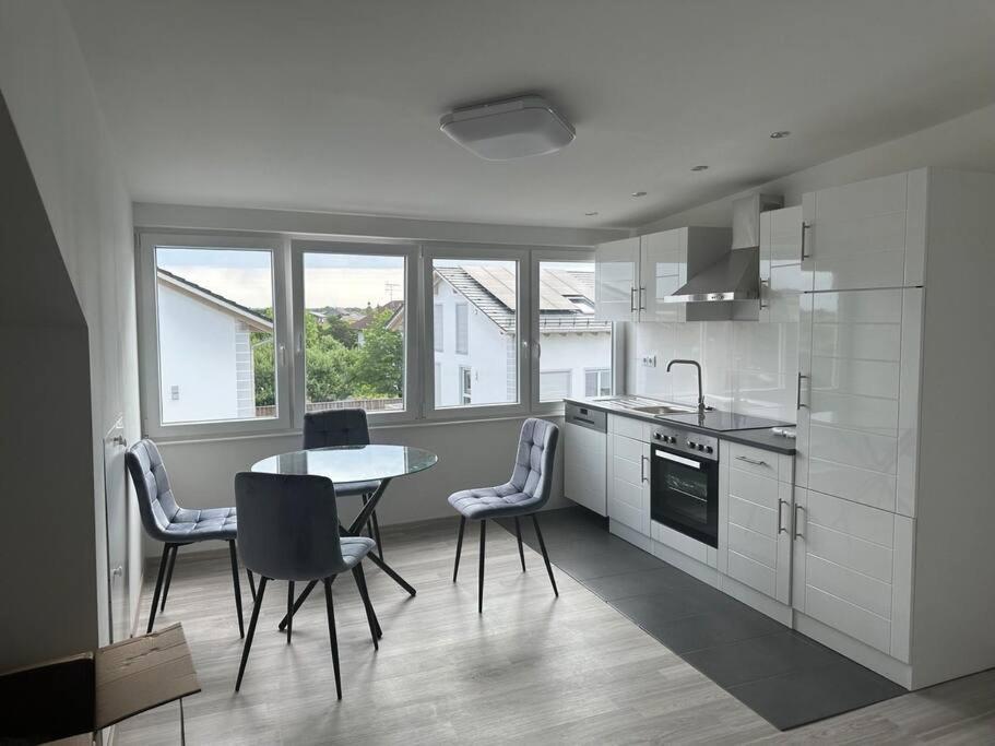 Eine Wundervolle Wohnung! Apartment Forstinning